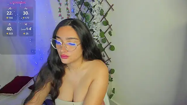 Snapshot of zara41 chatting on 06/27/26, 04:24 zara41 online show from 06/27/26, 04:24