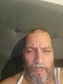 Snapshot of Just2much chatting on 04/06/26, 01:01 Just2much online show from 04/06/26, 01:01