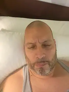 Snapshot of Just2much chatting on 04/02/26, 02:41 Just2much online show from 04/02/26, 02:41