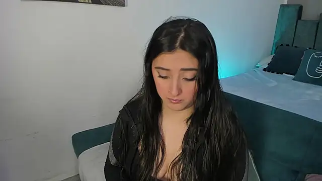 Kathia Morelli online show from 10/16/25, 12:02