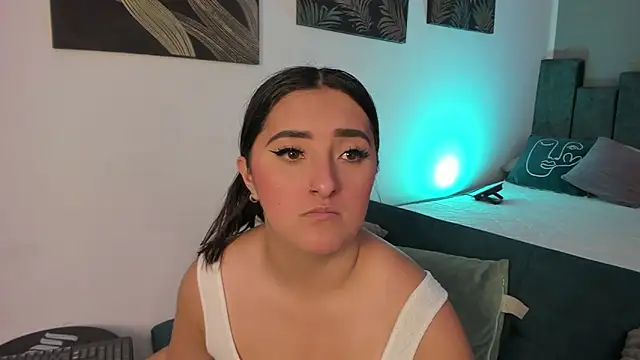 Kathia Morelli online show from 09/20/25, 12:21