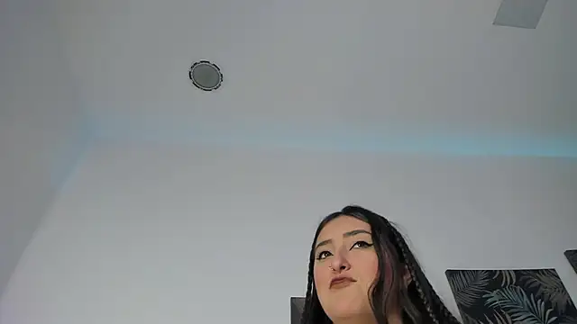 Kathia Morelli online show from 11/25/25, 11:43