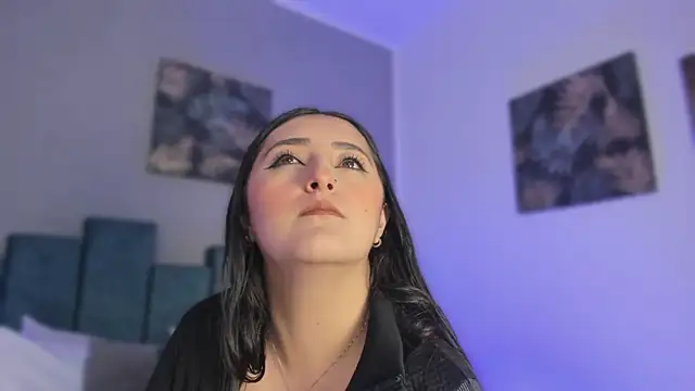 Kathia Morelli online show from 06/15/26, 12:49
