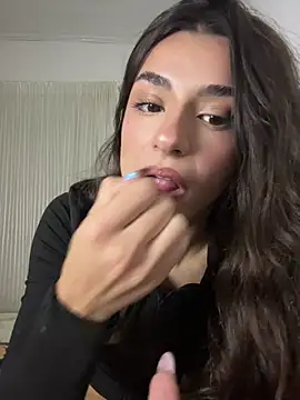Snapshot of HelliRosa chatting on 07/01/26, 10:10 HelliRosa online show from 07/01/26, 10:10
