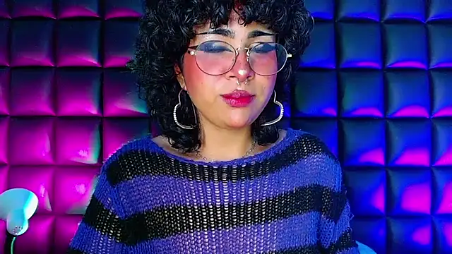 kuromi69 online show from 02/08/25, 11:01