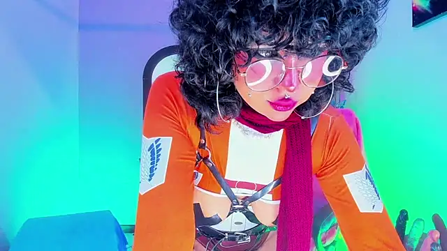 kuromi69 online show from 09/23/25, 05:47