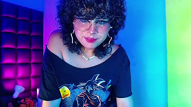 kuromi69 online show from 03/12/25, 08:30