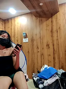 Angel Anamika online show from 04/18/26, 09:55