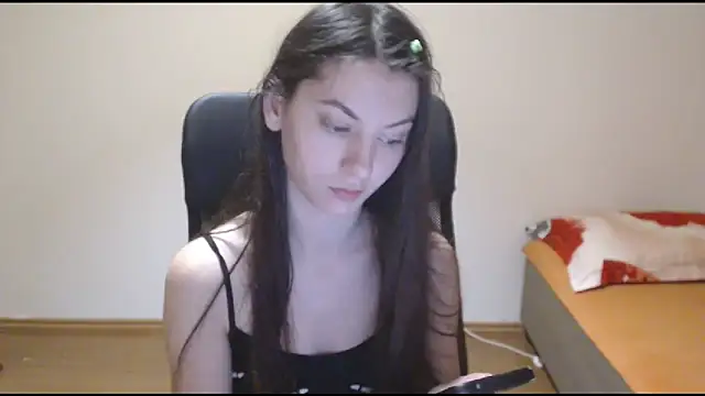 CuteJollie4U online show from 12/11/24, 07:14