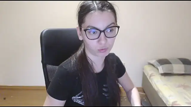 CuteJollie4U online show from 03/07/25, 09:06