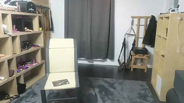 JustRealyFun online show from 12/22/24, 10:36