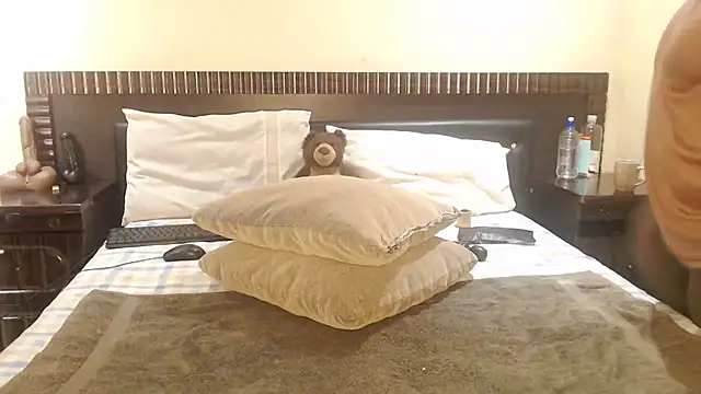 sexybigasss online show from 09/28/25, 12:01