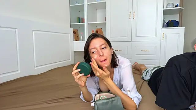 Morning Stars online show from 12/15/25, 03:01