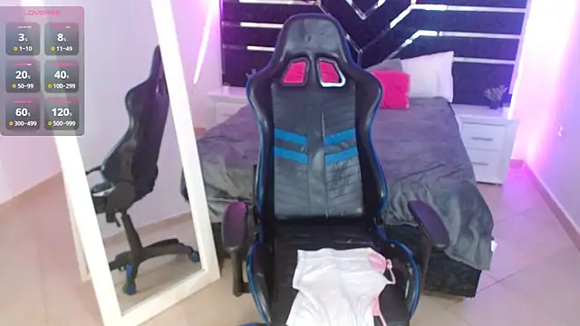 -MiaDelight- online show from 11/01/25, 02:55