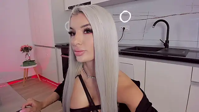 CelyneMay online show from 10/12/25, 03:24