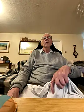 cutaboverest online show from 12/02/25, 03:58