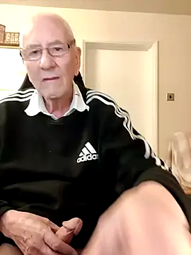 cutaboverest online show from 04/19/26, 09:17