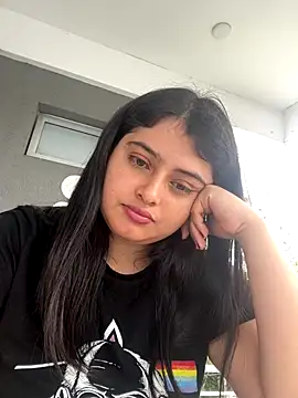 Stephania 18 online show from 09/17/25, 06:43