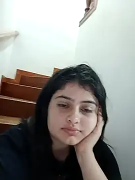 Stephania 18 online show from 02/25/25, 11:15