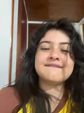 Stephania 18 online show from 10/04/25, 11:50