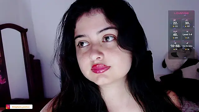 Stephania 18 online show from 12/01/25, 01:39