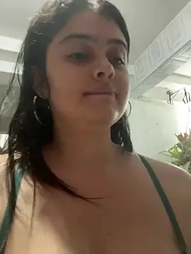 Stephania 18 online show from 02/13/25, 12:24