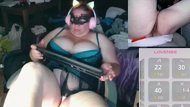 Snapshot of BBW-Ginger chatting on 07/04/26, 10:14 BBW-Ginger online show from 07/04/26, 10:14
