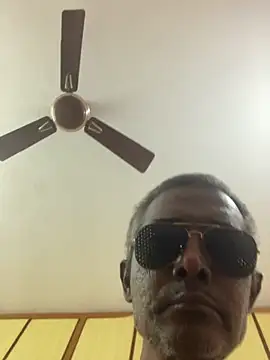 Lookin4Kinky Partner online show from 11/23/25, 05:45