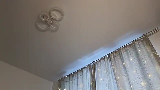  eva queen online show from 03/04/26, 11:51