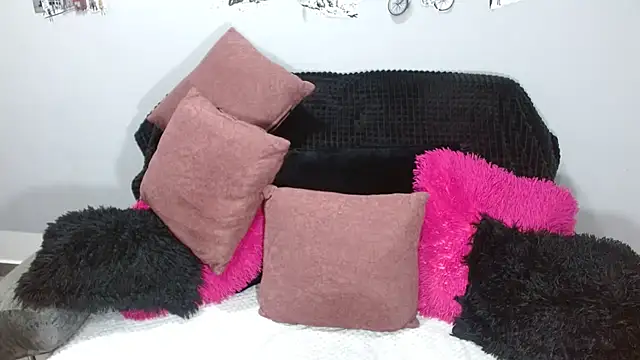  SamanthaDoll  online show from 02/25/26, 10:59