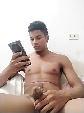 Snapshot of Gutierrez6383 chatting on 12/22/25, 05:51 Gutierrez6383 online show from 12/22/25, 05:51