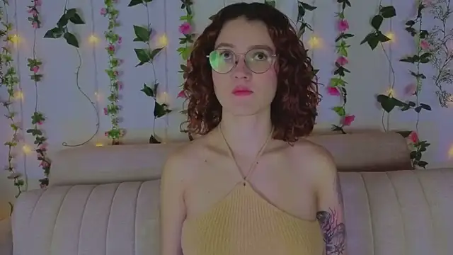 MiaWinx online show from 12/02/25, 01:17