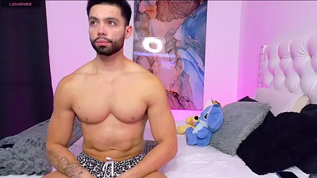 Mackenzzie 777  online show from 11/24/25, 10:43