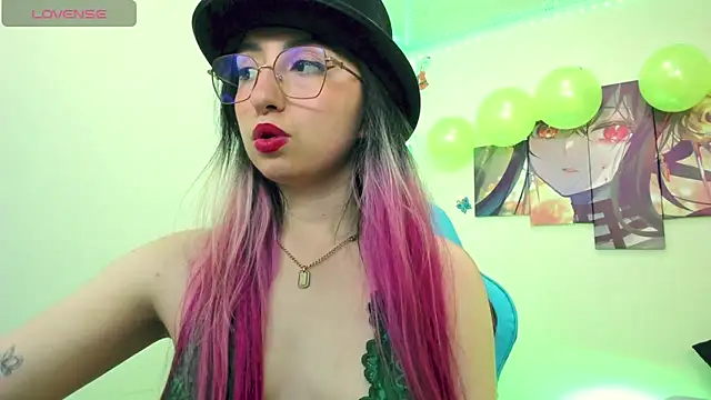 Julieta cott online show from 03/17/25, 12:42