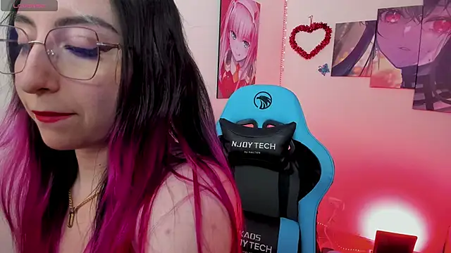 Julieta cott online show from 02/15/25, 02:26