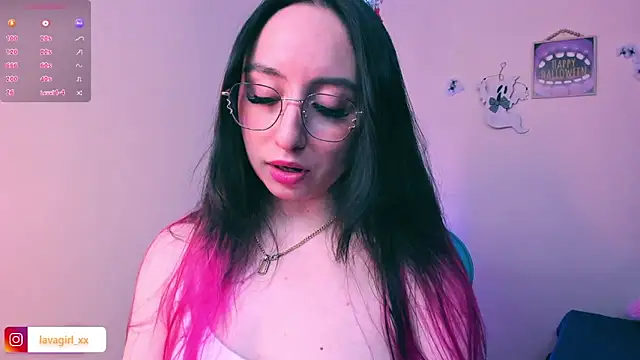 Julieta cott online show from 10/19/25, 02:36