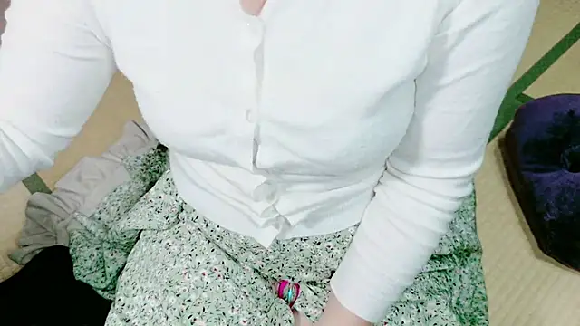 Hina-Happy online show from 04/21/26, 01:42