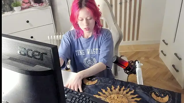 Silly  Milly online show from 02/08/26, 03:43