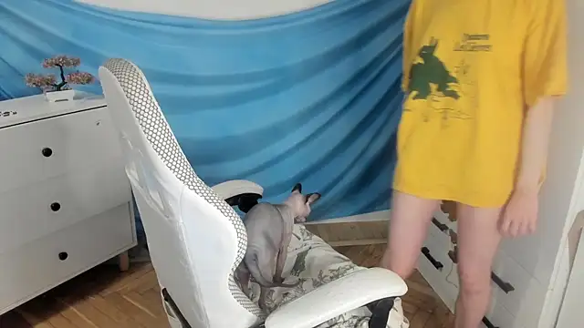 Silly  Milly online show from 11/03/25, 03:04