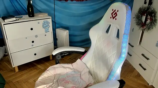 Silly  Milly online show from 11/27/25, 04:40