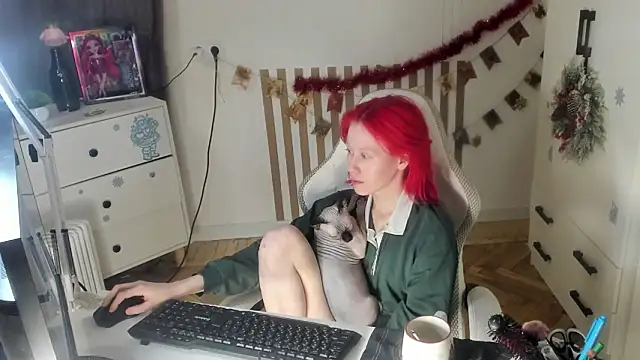 Silly  Milly online show from 12/21/25, 04:08