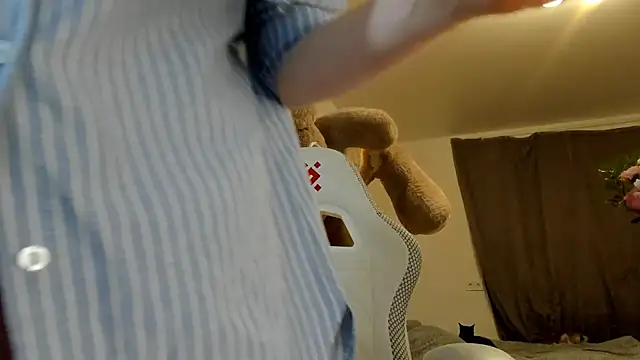 Snapshot of Silly__Milly chatting on 03/08/25, 11:07 Silly  Milly online show from 03/08/25, 11:07