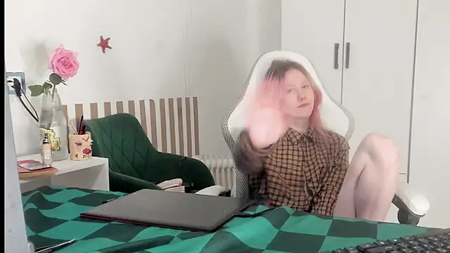 Silly  Milly online show from 05/23/26, 04:33