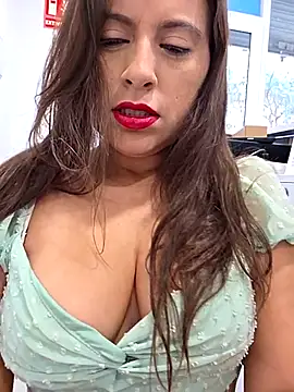 GatitaXD27 online show from 09/29/25, 09:05