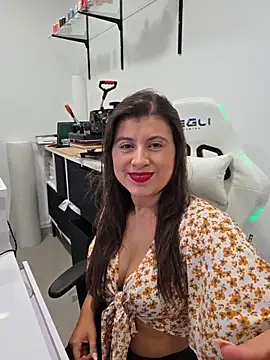 GatitaXD27 online show from 10/26/25, 10:15