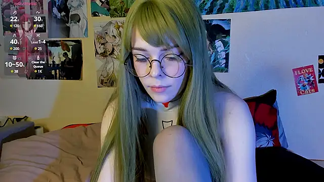 Snapshot of Freezy_Gerda chatting on 02/17/25, 05:34 Freezy Gerda online show from 02/17/25, 05:34