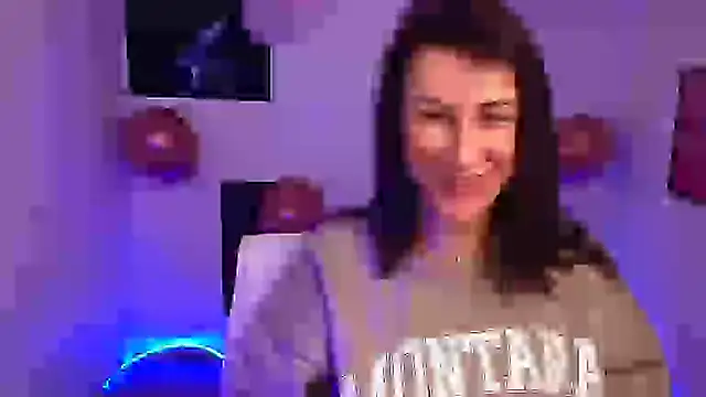 Snapshot of Loren_Moa chatting on 02/27/25, 06:46 Loren Moa online show from 02/27/25, 06:46