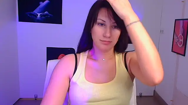 Snapshot of Loren_Moa chatting on 01/24/25, 01:03 Loren Moa online show from 01/24/25, 01:03