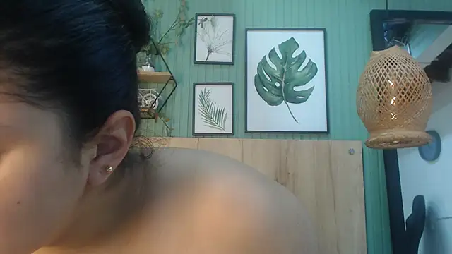 Snapshot of george_jonnes chatting on 11/29/25, 10:15 george jonnes online show from 11/29/25, 10:15