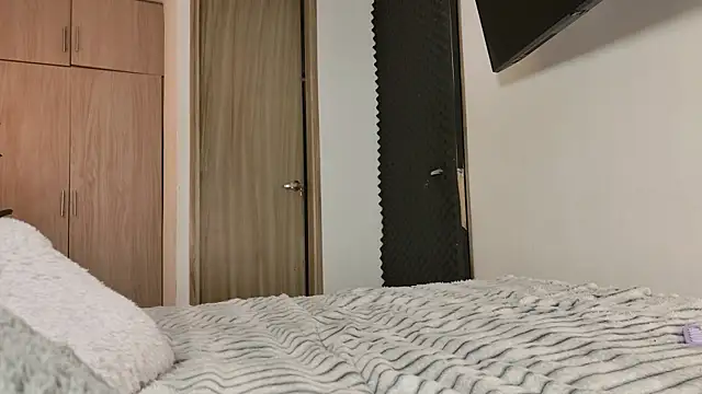 lady ni  online show from 10/11/25, 01:01